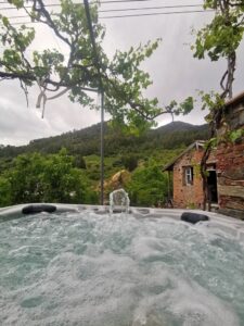 Purple Rustic Jacuzzi Villa in Saranti Village Nicosia - A perfect place to relax and escape in Cyprus Holiday Home - Mountain Views Jacuzzi and Sauna - quite place - suitable for couples and families