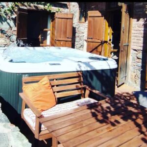 Purple Rustic Jacuzzi Villa in Saranti Village Nicosia - A perfect place to relax and escape in Cyprus Holiday Home - Mountain Views Jacuzzi and Sauna - quite place - suitable for couples and families