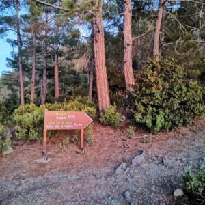 Purple Rustic Jacuzzi Villa in Saranti Village Nicosia - A perfect place to relax and escape in Cyprus Holiday Home - Mountain Views Jacuzzi and Sauna - quite place - suitable for couples and families